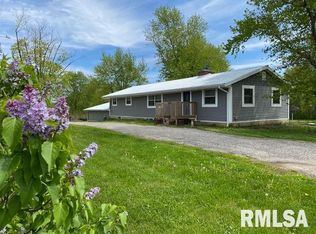 9130 E Loami Rd, Loami, IL 62661