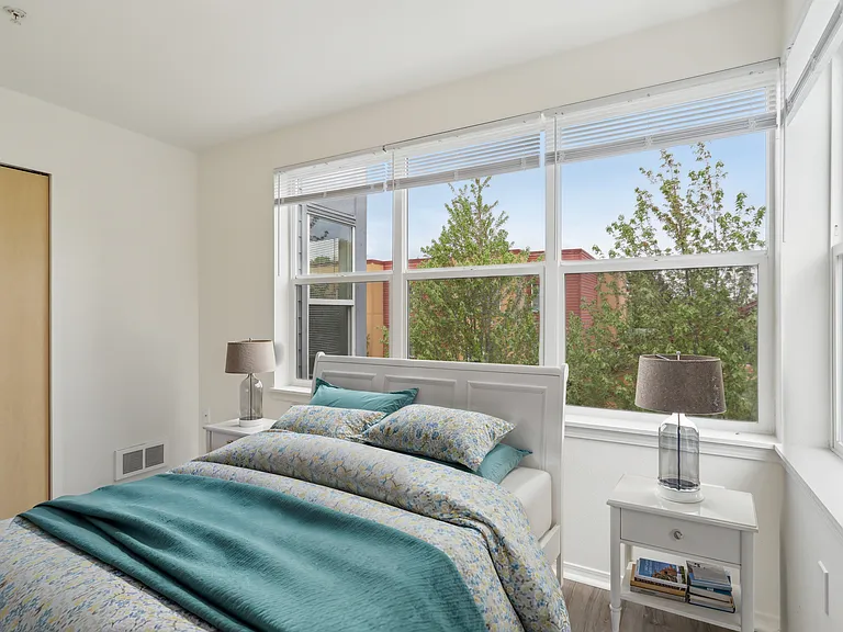 Esperanza Affordable Senior Housing — Photo 12
