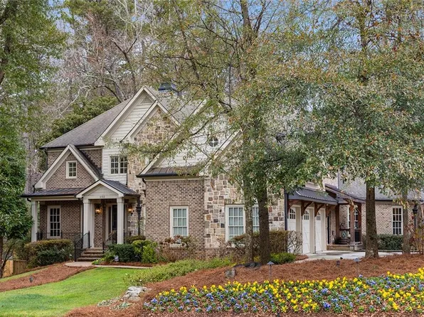 590 Windsor Pkwy NE, Sandy Springs, GA 30342