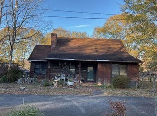 119 Quincy Dr, Landrum, SC 29356