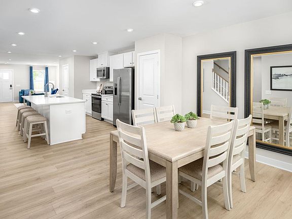 5th image of 1414 Pleasant View Dr #A