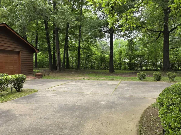 9906 Ramona Dr, Little Rock, AR 72209