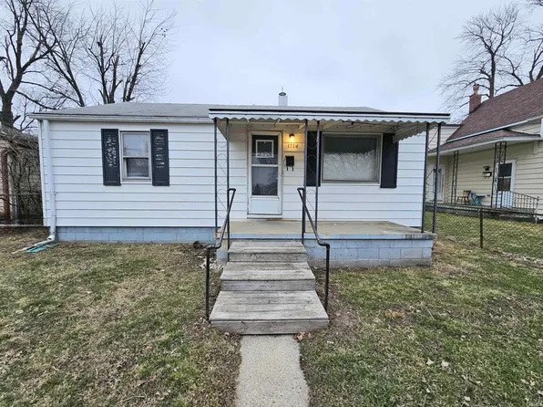1714 S Gharkey St, Muncie, IN 47302