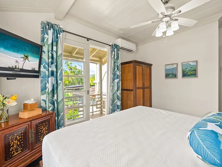 4584 Kahala Ave — Photo 20