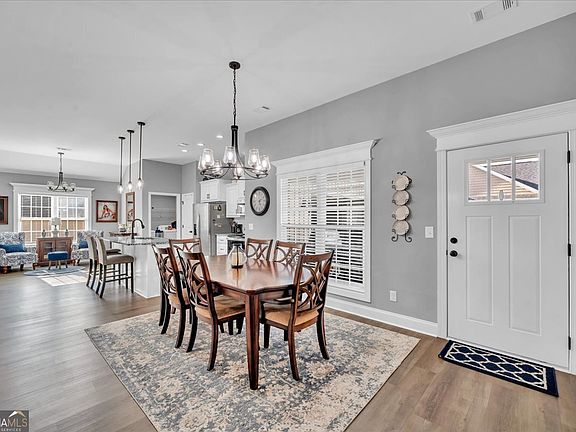 3rd image of 2501 Quail Ridge Ln