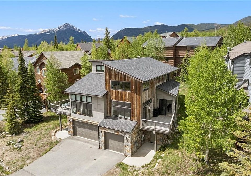 1st image of 25 Wildernest Court