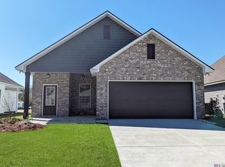 28447 Merrimack Dr, Denham Springs, LA 70726