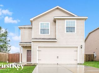 5931 Golden Cove Rd, Baytown, TX 77523