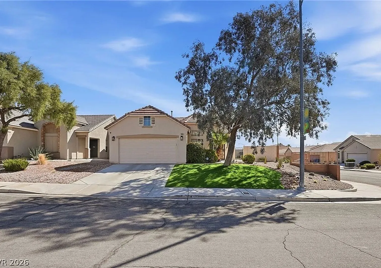Northwest Las Vegas Home with Spa & Bonus Room — Photo 3