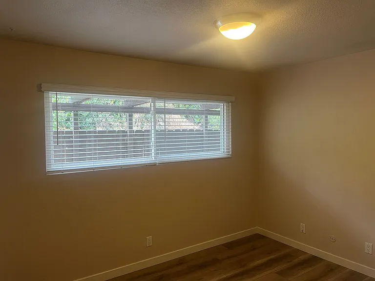 2898 College Blvd — Photo 15