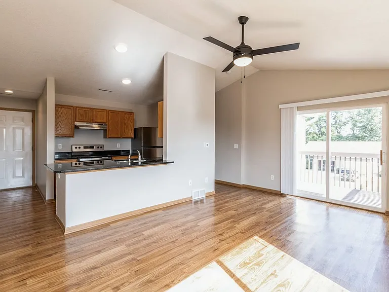4536 Twain Cir — Photo 3