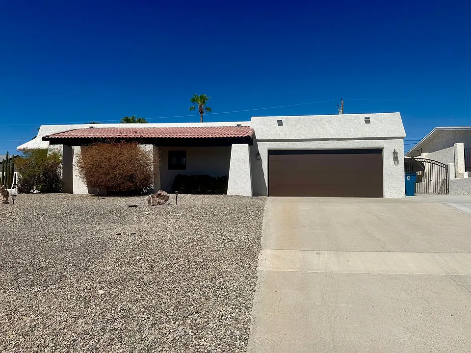 3565 Wayward Wind Dr