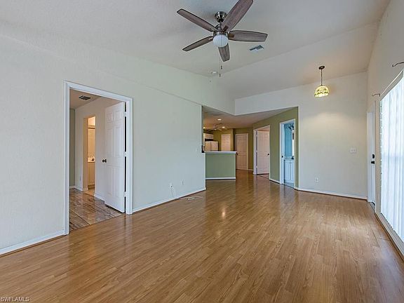 2nd image of 12335 Londonderry Ln