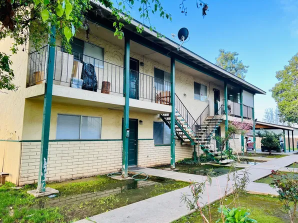 663 N Cypress Street, Woodlake, CA 93286