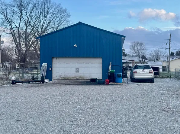 804 E North G St, Gas City, IN 46933