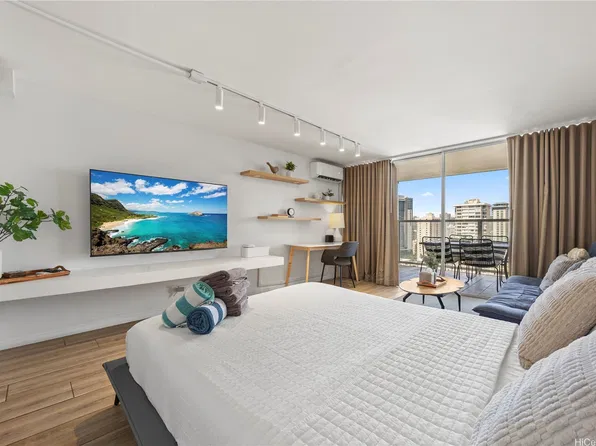 445 Seaside Ave APT 2516, Honolulu, HI 96815