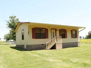 19060 Clear Water Rd, Springdale, AR 72762