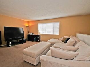 801 N Garfield Ave APT 4, Pasadena, CA 91104