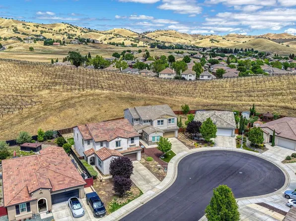 21109 Varietal Ct, Patterson, CA 95363