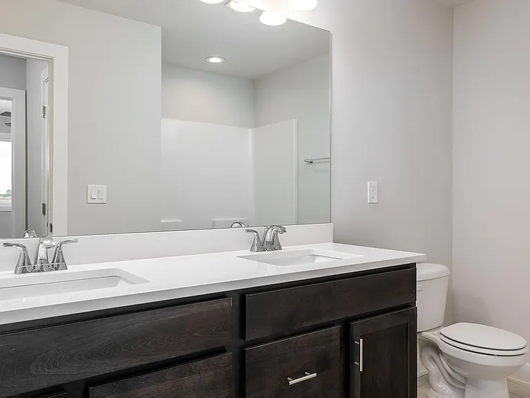 Hughes Century Crossing Townhomes — Photo 16