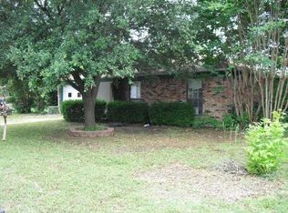 444 White Oak Ln, Burleson, TX 76028