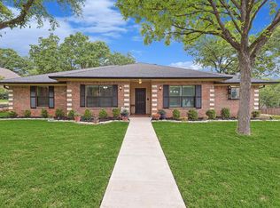 3900 Cross Bend Ct, Arlington, TX 76016