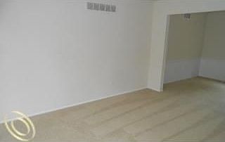 4th image of 21390 Virginia Dr