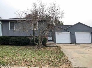 207 W Raab Rd, Normal, IL 61761