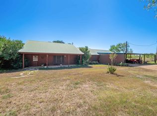 234 E Flag Creek Ranch Road, Llano, TX 78643