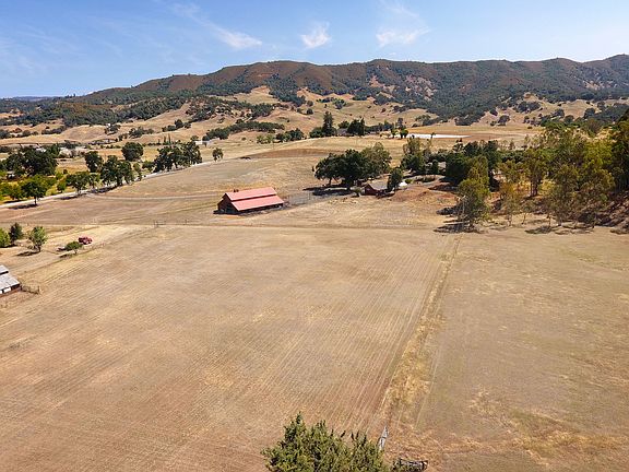 5th image of 1769 E State Highway 20