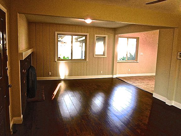 5th image of 1434 W Princeton Ave