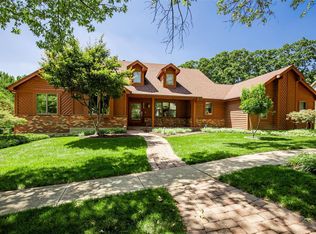 219 Hibler Oaks Dr, Saint Louis, MO 63141
