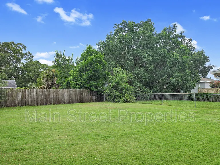 3359 Greenbriar Cir #A — Photo 19
