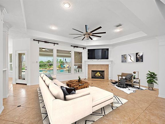 3rd image of 1518 Baldridge Ln