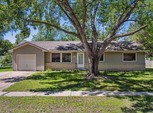 10324 Xavis St NW, Coon Rapids, MN 55433