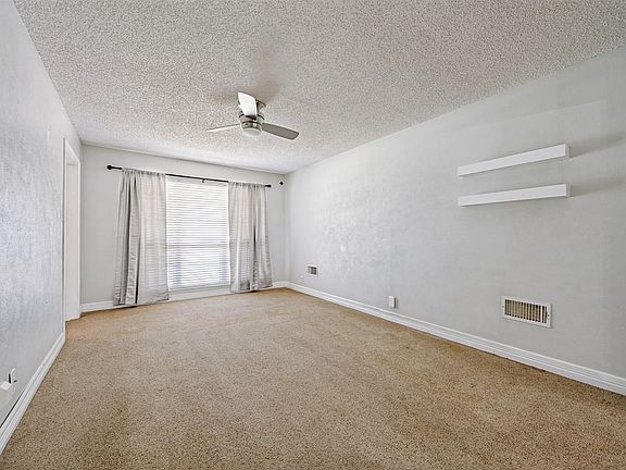 4th image of 2506 Easy St