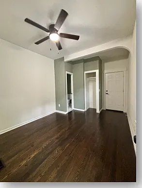 Newly renovated bedrooms and bathrooms. Main bedroom has adjoining bathroom and entry to back deck. All bedrooms have ceiling fans.