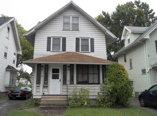 28 Canary St, Rochester, NY 14613