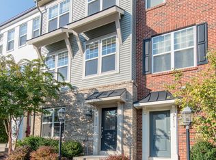 25514 Feltre Ter, Chantilly, VA 20152