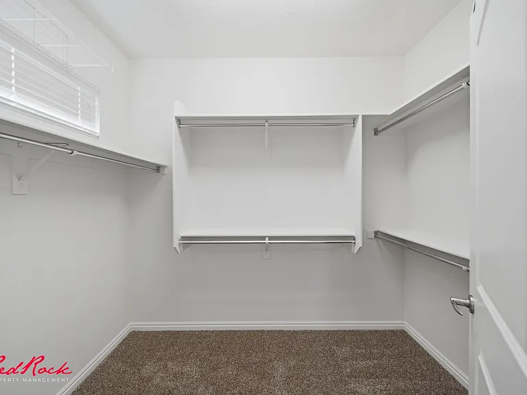 1546 Morane Manor Dr — Photo 17