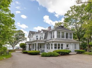 28 Eastern Point Rd, Gloucester, MA 01930