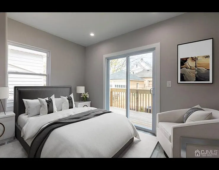 75 Plum St #2 — Photo 6