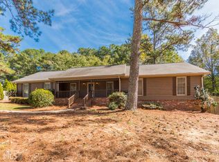 1875 Crossing Ct, Snellville, GA 30078