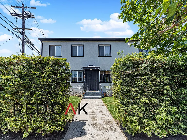 1861 S Sycamore Ave #186575B — Photo 4
