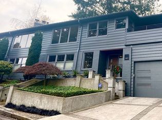 1110 SW Myrtle Dr, Portland, OR 97201