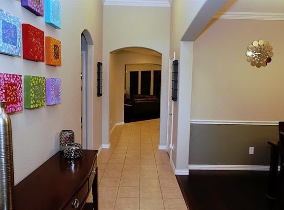 3rd image of 2504 Navasota Dr