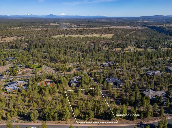 3399 NW Greenleaf Way, Bend, OR 97703
