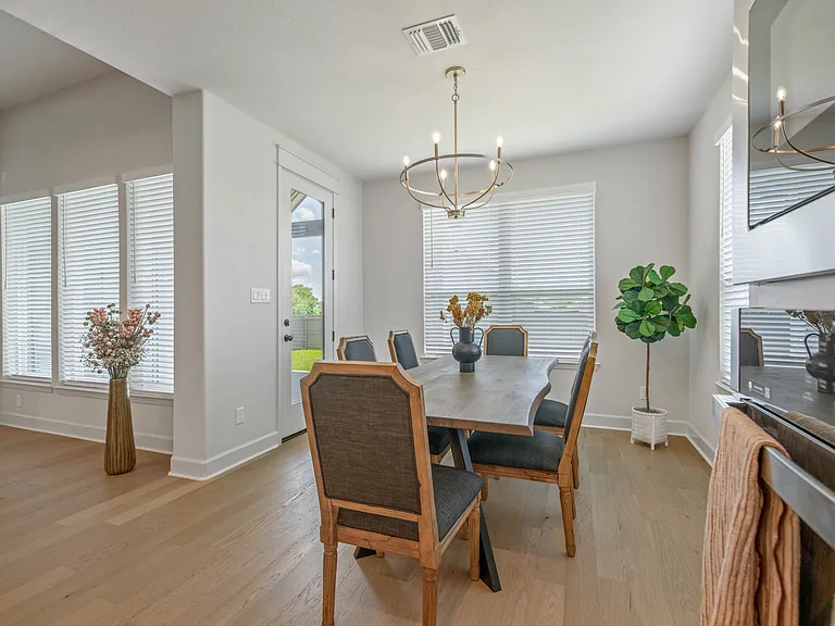 5032 Toscana Loop — Photo 2