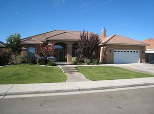 15805 Joseph Phelps Ave, Bakersfield, CA 93314