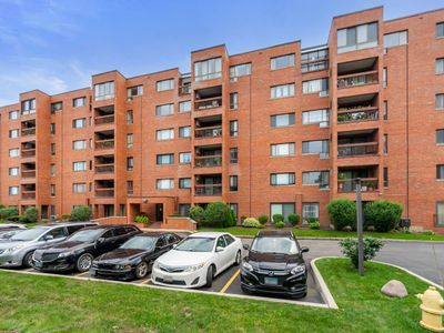 3801 Appian Way APT 107, Glenview, IL, 60025